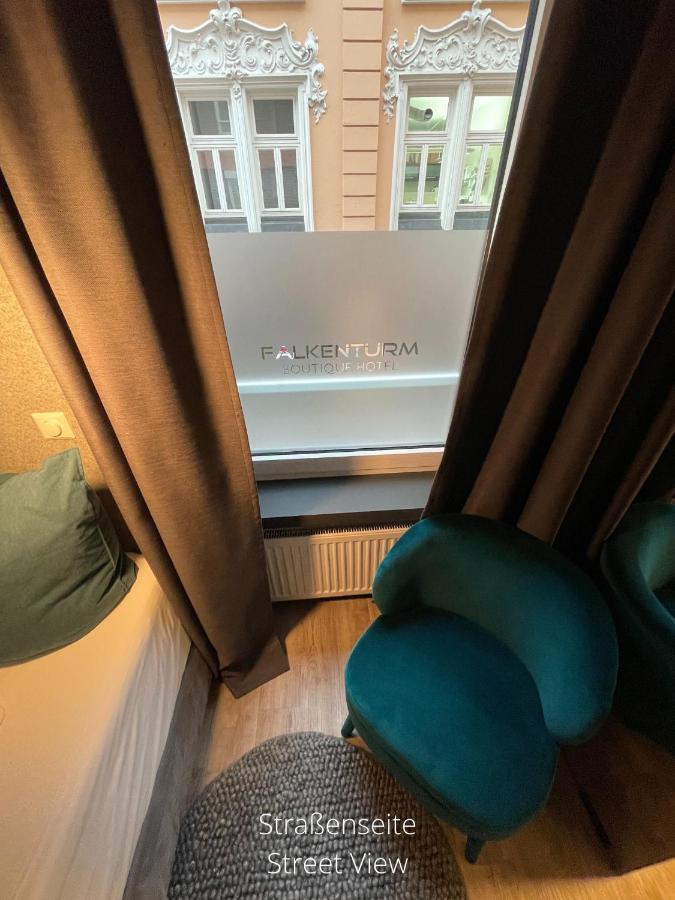 Hotel Falkenturm 2*